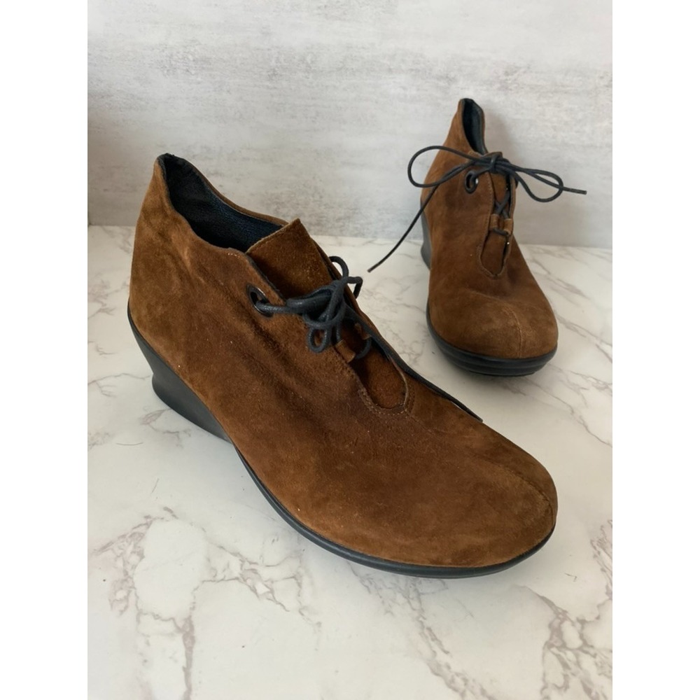 WOLKY Hope Pombai Shoes Sz 39 US 8 Brown Suede Mid Wedge Heel Preppy Academia